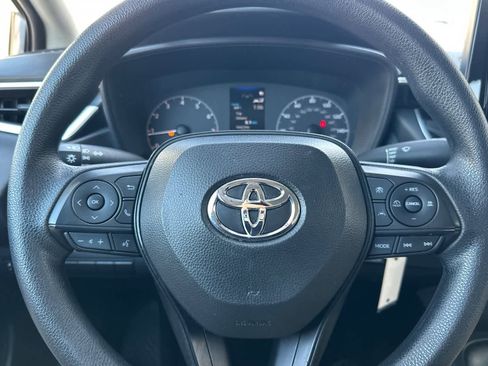 Used 2024 Toyota Corolla LE image 24