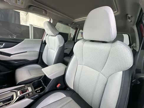 Used 2023 Subaru Forester Premium AWD/4WD image 14