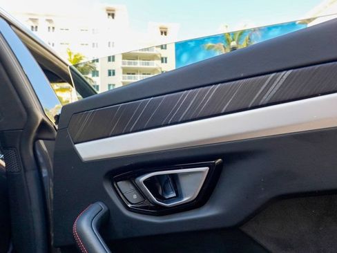 Used 2019 Lamborghini Urus AWD/4WD image 92