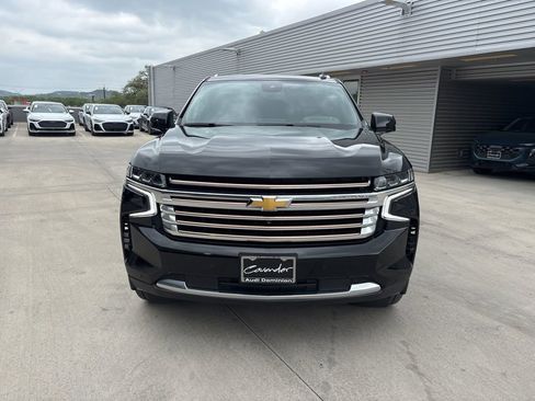 Used 2024 Chevrolet Tahoe High Country image 2