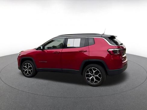 Used 2025 Jeep Compass Limited AWD/4WD image 8