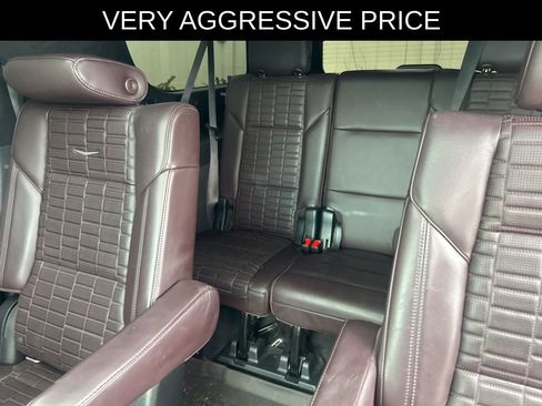 Used 2021 Cadillac Escalade ESV Sport Platinum AWD/4WD image 23