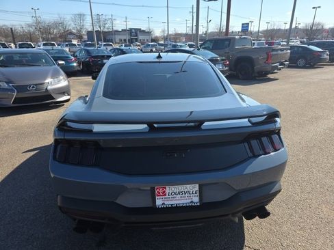 Used 2024 Ford Mustang GT Premium image 5