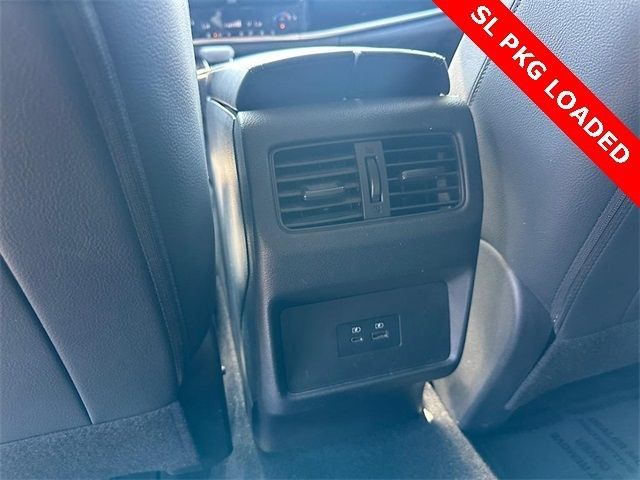 Used 2023 Nissan Rogue SL AWD/4WD image 20