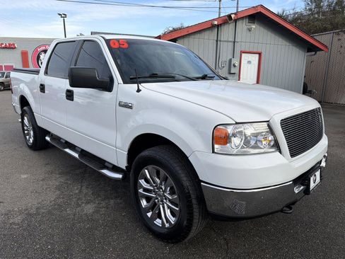 Used 2005 Ford F150 XLT image 12