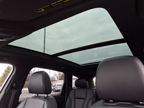 Used 2017 Audi Q7 3.0T Premium Plus image 16