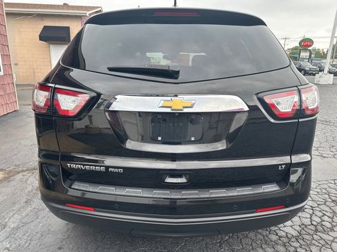 Used 2017 Chevrolet Traverse LT AWD/4WD image 4