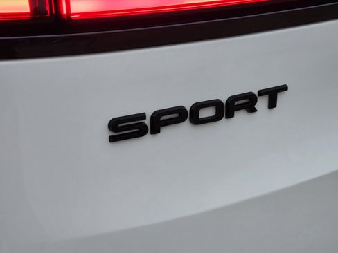 Certified 2024 Land Rover Range Rover Sport Dynamic SE image 12