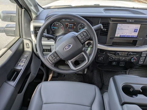 New 2026 Ford F250 XL image 19