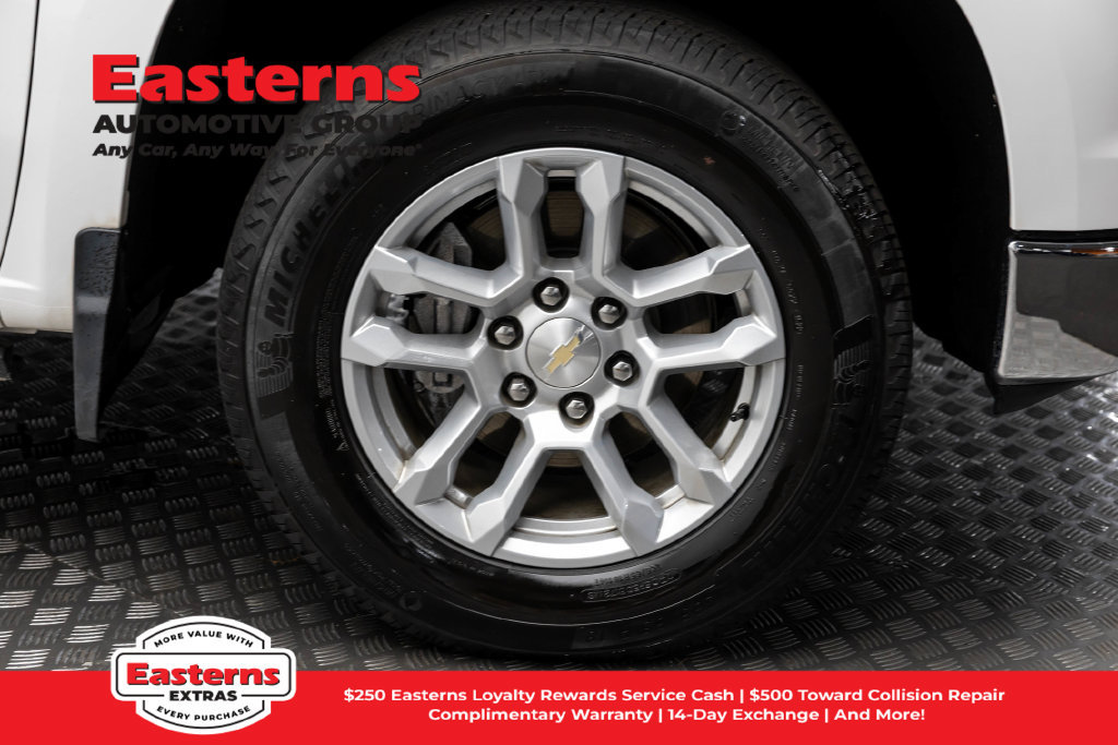 Used 2023 Chevrolet Silverado 1500 LT AWD/4WD image 33