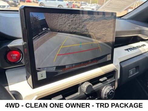 Used 2024 Toyota Tacoma TRD Off-Road AWD/4WD image 11