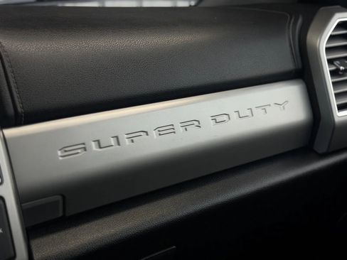 Used 2017 Ford F350 Lariat w/ Lariat Ultimate Package image 30