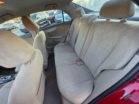 Used 2010 Toyota Corolla LE FWD image 16