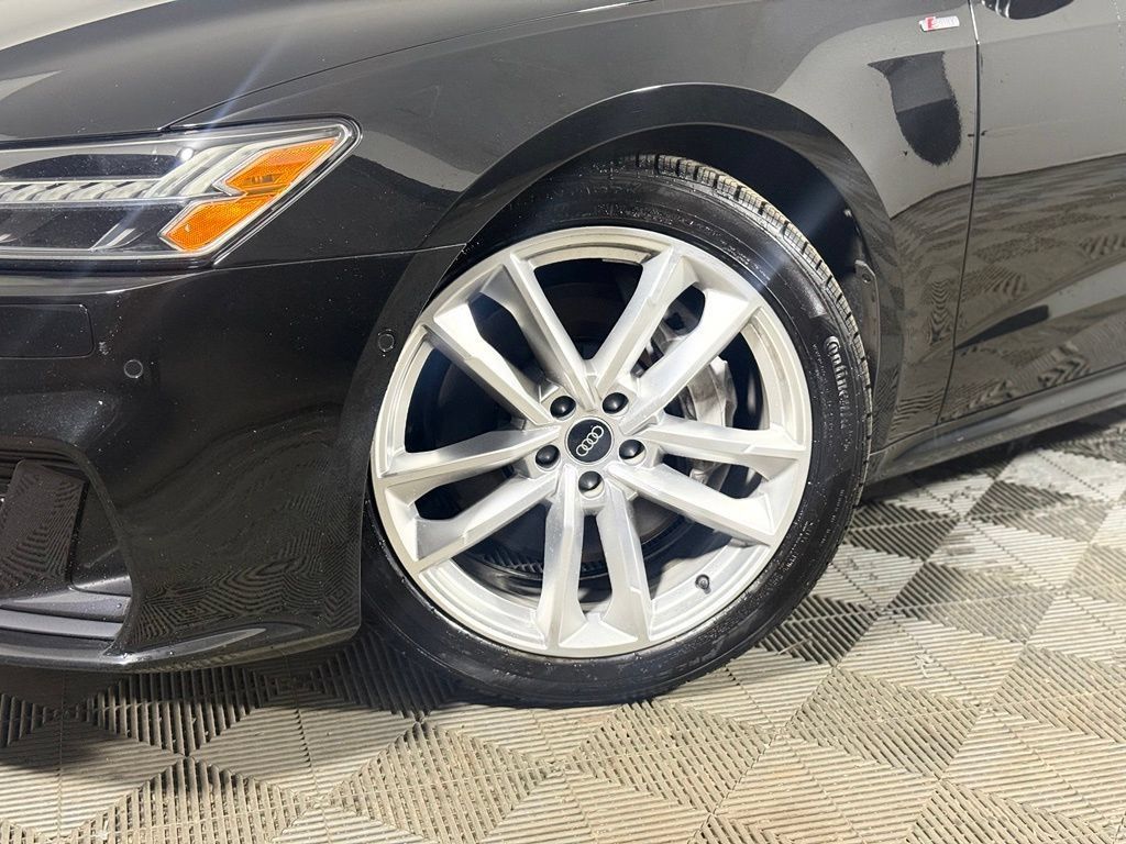 Used 2021 Audi A7 e Premium Plus w/ Interior Protection Package AWD/4WD image 2