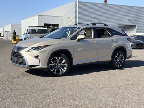 Used 2019 Lexus RX 450hL Premium w/ Premium Package AWD/4WD image 2