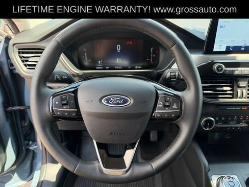 Used 2025 Ford Escape Active AWD/4WD image 13