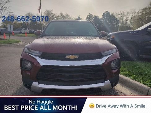 Used 2023 Chevrolet TrailBlazer LT w/ Convenience Package FWD image 6