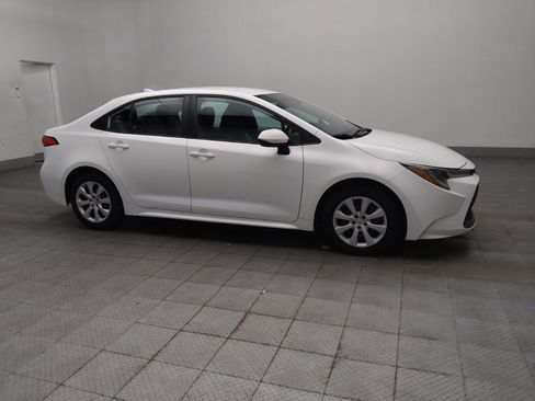 Used 2022 Toyota Corolla LE FWD image 11