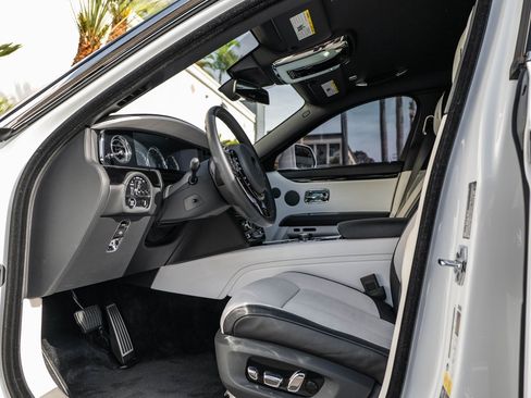 Certified 2022 Rolls-Royce Ghost image 22