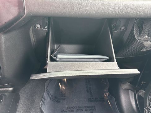 Used 2021 Jeep Wrangler Unlimited Sahara image 35