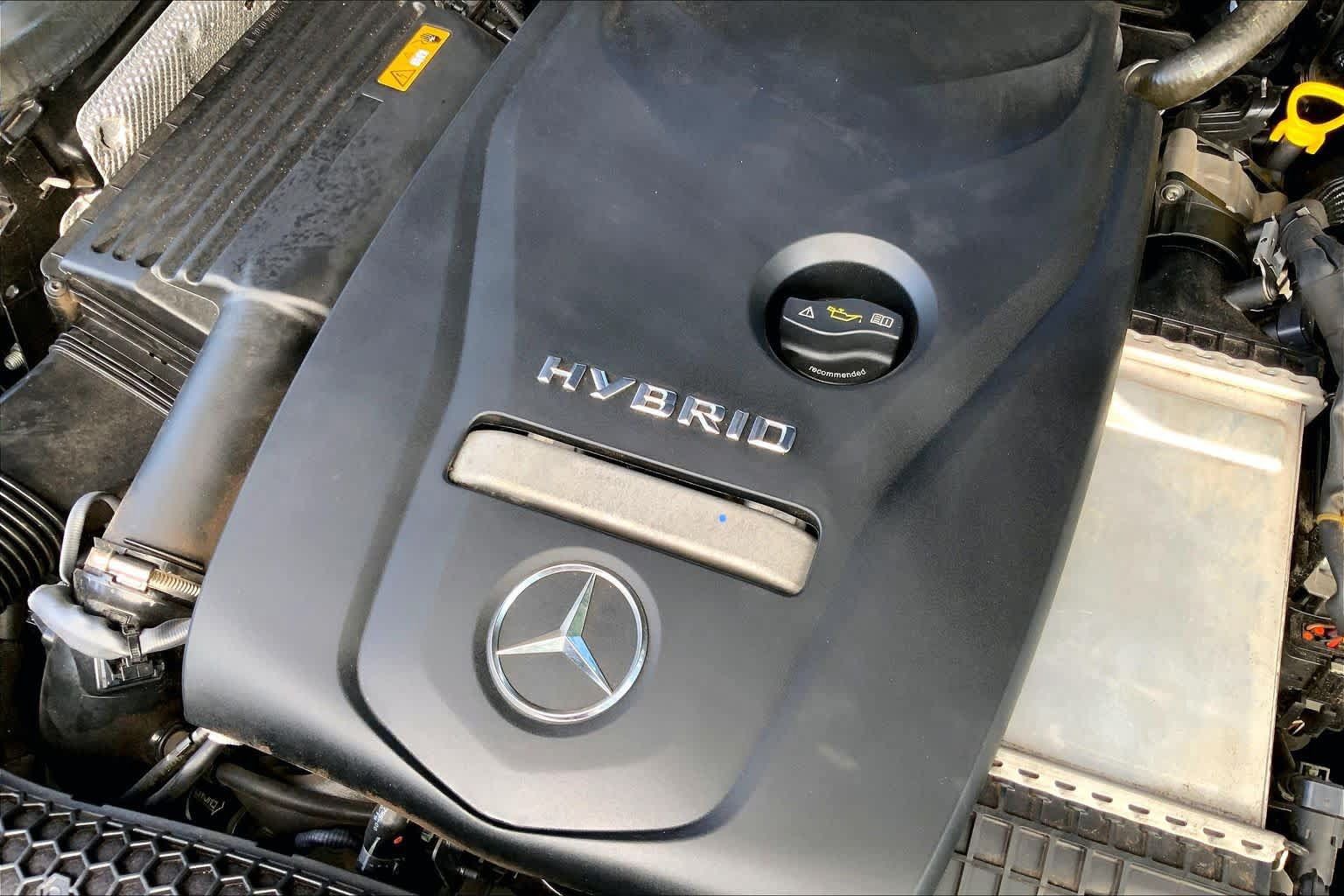Used 2020 Mercedes-Benz GLC 350e 4MATIC image 32