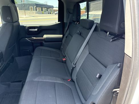 Used 2019 Chevrolet Silverado 1500 LT Trail Boss AWD/4WD image 13