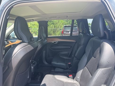 Certified 2023 Volvo XC90 B6 Plus w/ Protection Package Premier image 17