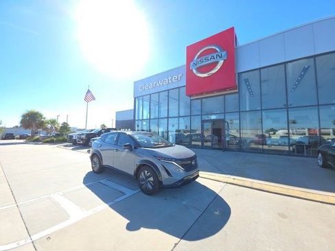 Used 2023 Nissan Ariya image 2