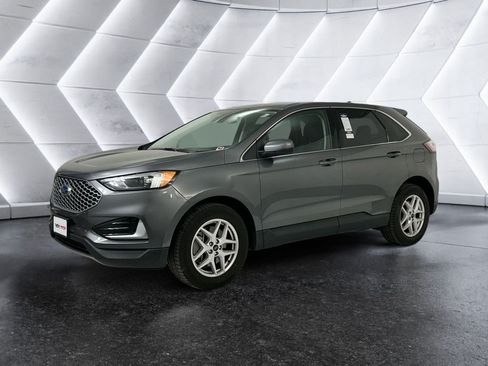 Used 2023 Ford Edge SEL AWD/4WD image 3