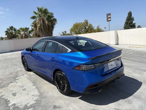 Used 2026 Nissan Sentra SR w/ Floor Mat Package FWD image 8