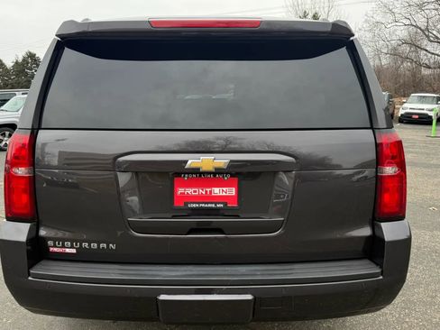 Used 2015 Chevrolet Suburban LT w/ Luxury Package image 7