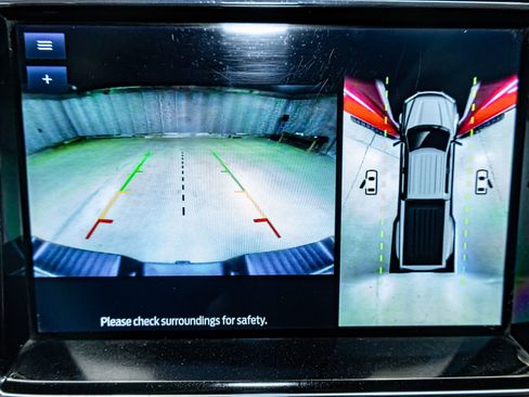 Used 2022 Ford F450 Limited w/ FX4 Off-Road Package image 23