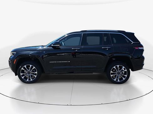 Used 2022 Jeep Grand Cherokee Overland AWD/4WD image 10