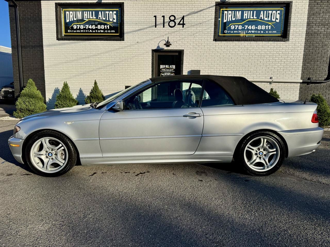 Used 2004 BMW 330Ci Convertible RWD image 3