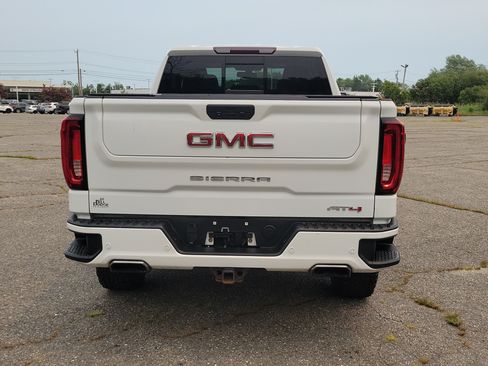 Used 2019 GMC Sierra 1500 AT4 w/ AT4 Premium Package AWD/4WD image 6