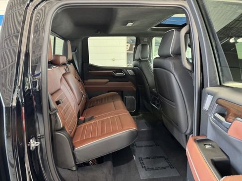 Used 2025 GMC Sierra 1500 Denali Ultimate image 14