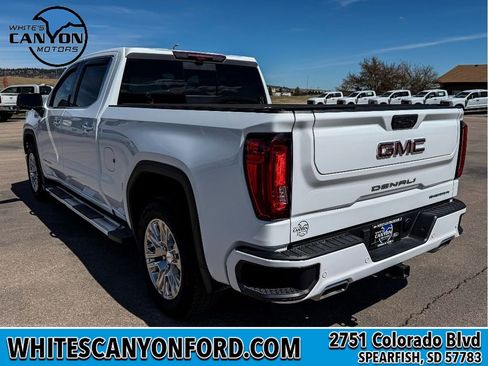 Used 2024 GMC Sierra 1500 Denali w/ Technology Package AWD/4WD image 3