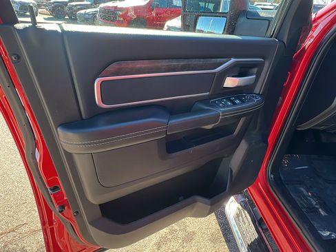 Used 2024 RAM 2500 Big Horn w/ Bed Utility Group image 14