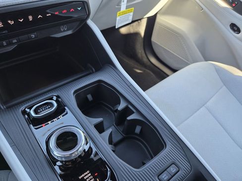 New 2026 Jeep Cherokee Laredo AWD/4WD image 13