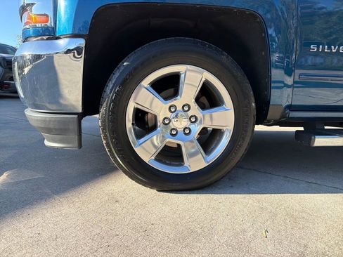 Used 2018 Chevrolet Silverado 1500 LT w/ All Star Edition image 12