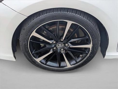 Used 2019 Toyota Camry XSE FWD image 21