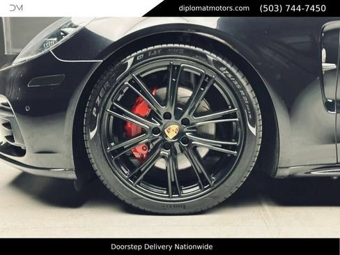 Used 2018 Porsche Panamera 4S AWD/4WD image 46