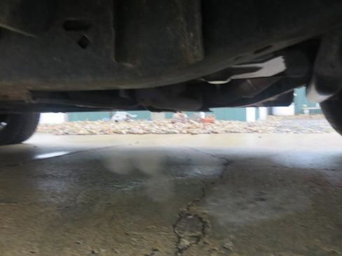 Used 2004 Ford Explorer XLT image 32