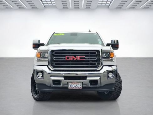 Used 2016 GMC Sierra 2500 SLT w/ Duramax Plus Package AWD/4WD image 2