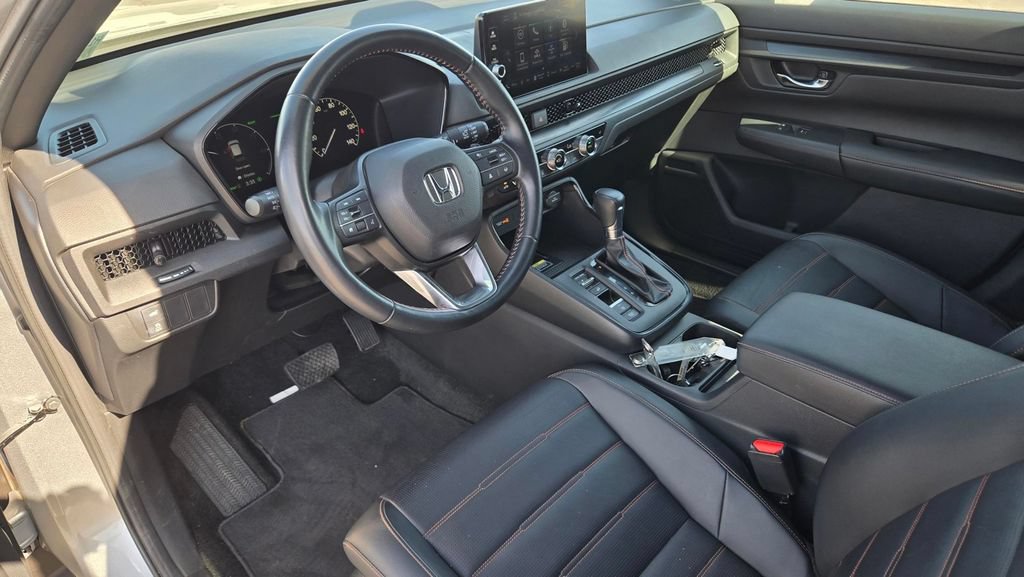 Used 2025 Honda CR-V Sport-L image 10
