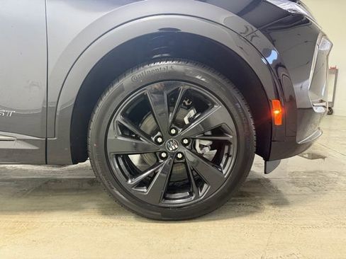 New 2026 Buick Envision Sport Touring AWD/4WD image 30