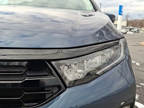 Used 2025 Honda Odyssey Elite image 9