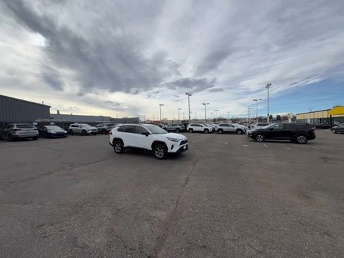 Used 2025 Toyota RAV4 LE image 10