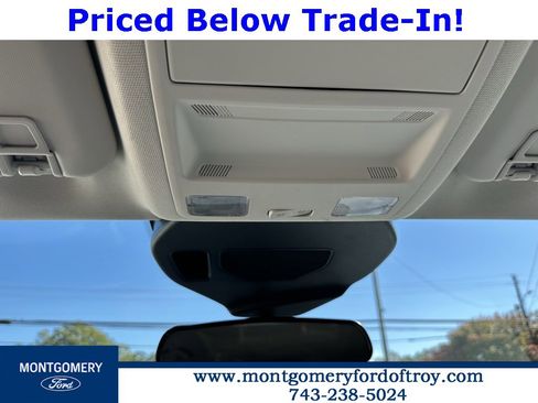 Used 2022 Ford Escape SE image 29