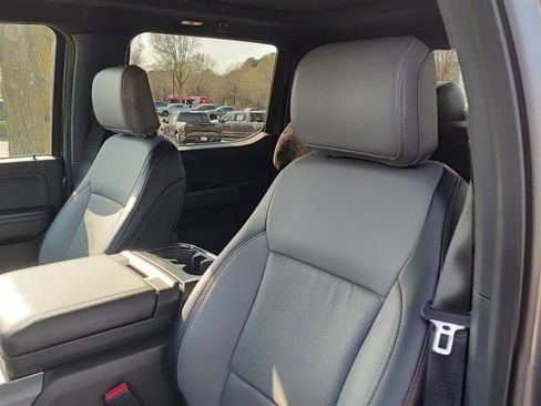 Used 2024 Ford F150 Lightning Lariat image 13